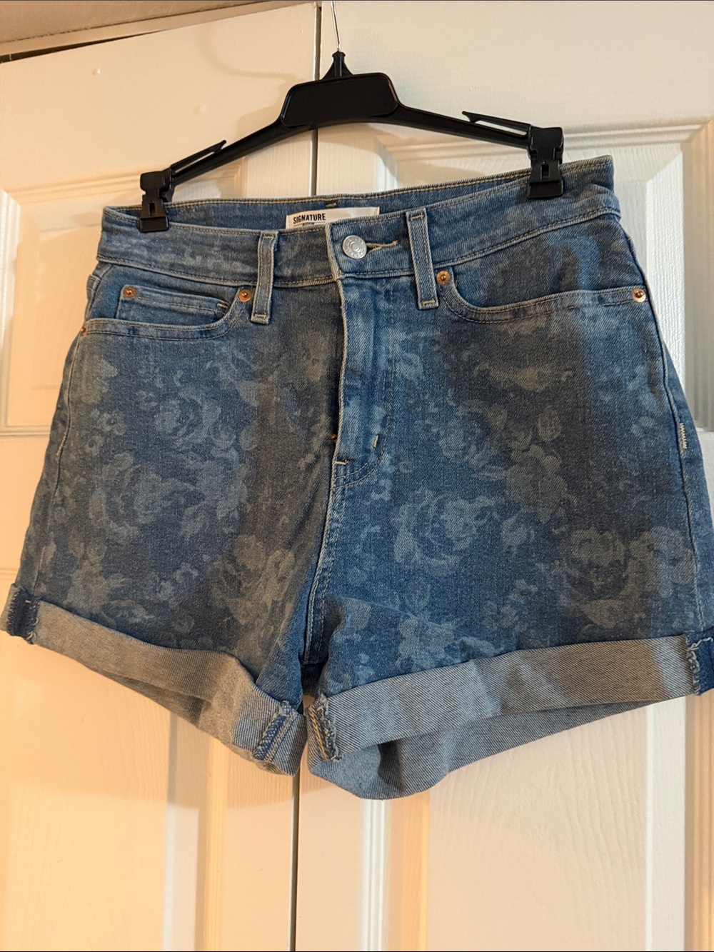 Signature Floral-Printed Rolled-Hem Jean Shorts - Blue